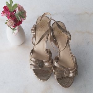 Vince Camuto gold platform heels sz 8